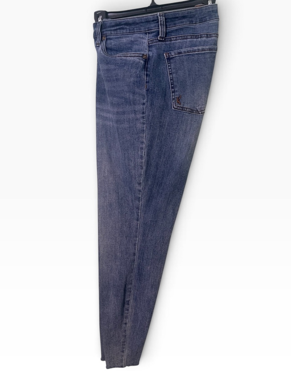 Kut from the Kloth Carlo ankle skinny jeans. Size 14 GUC